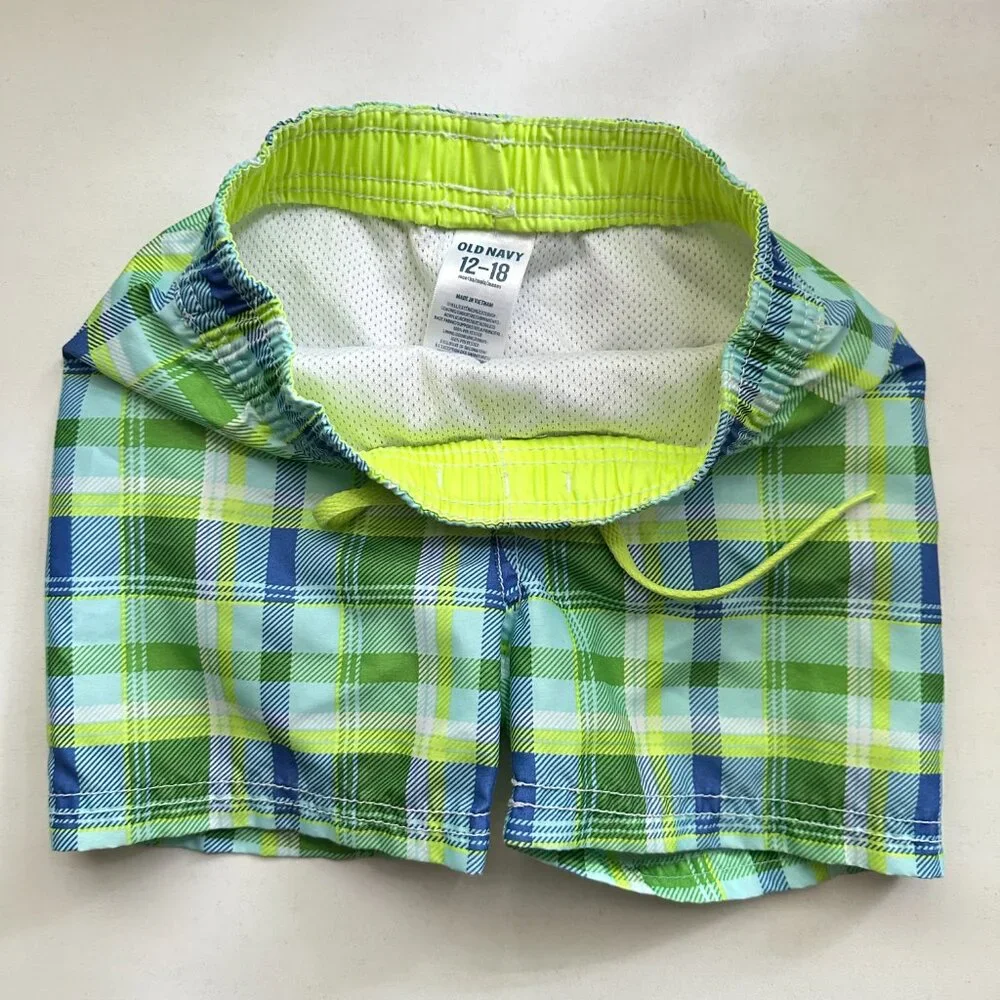 Old Navy‎ Boy's 12-18 mo Green Plaid Swim Shorts